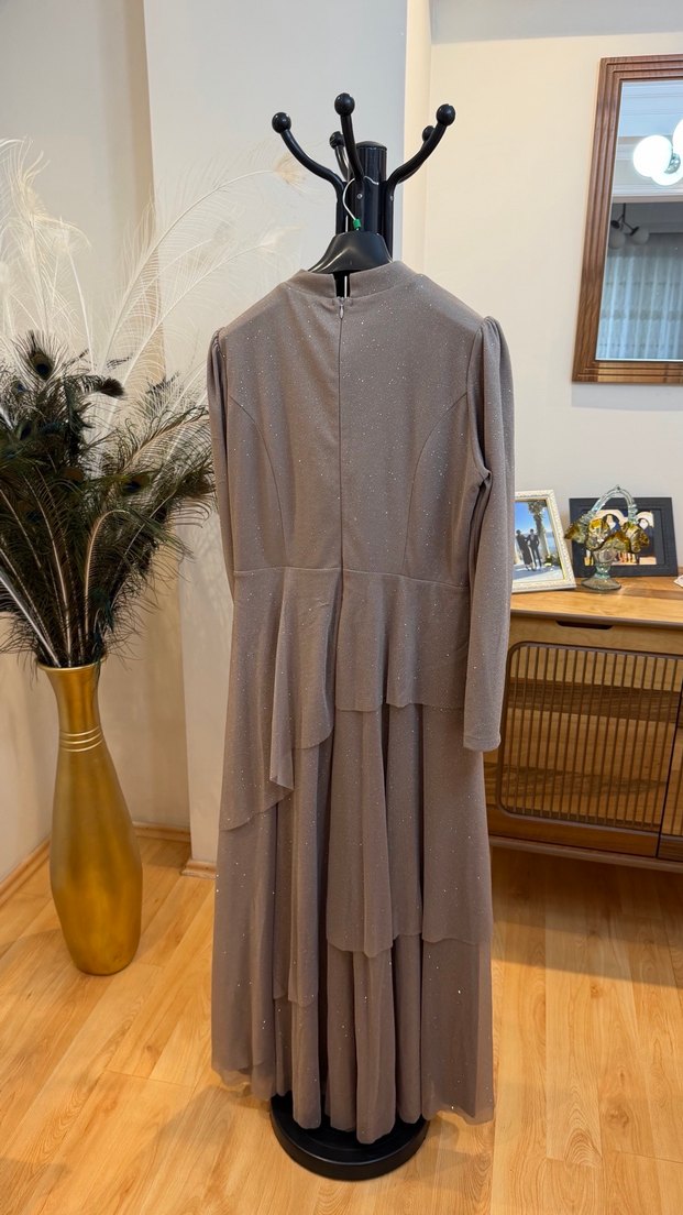 Gei İşlemeli Uzun Kollu Abiye Elbise - Görsel 3