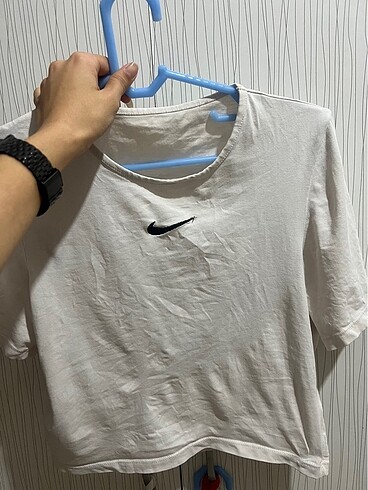 Nike crop