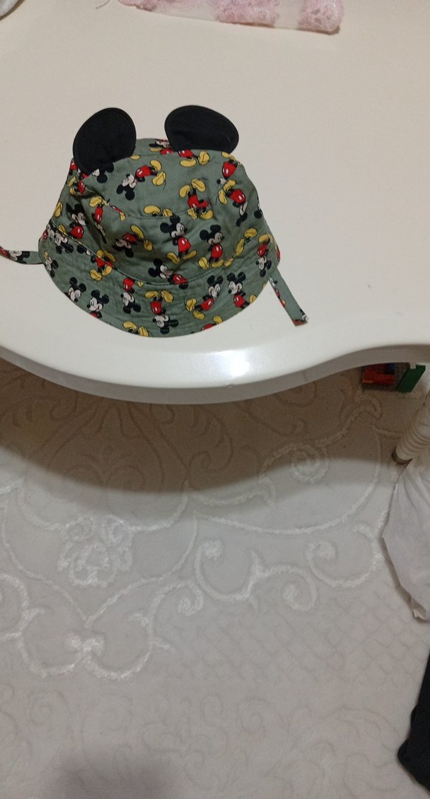 Mickey Mouse Desenli Gri Şapka - Görsel 3