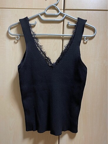 Siyah crop
