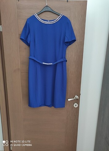 Saks mavisi kısa kol kumaş elbise 