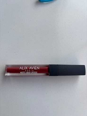 Alix avien mat likit ruj