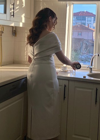 İnci İşlemeli Beyaz Uzun Elbise söz nişan - Görsel 3