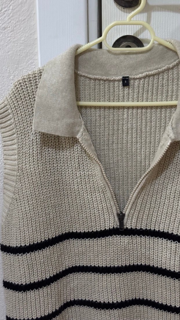 Bej Siyah Çizgili süveter - Görsel 2