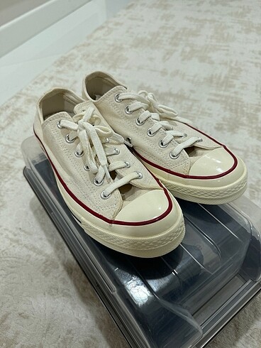 Kadın converse