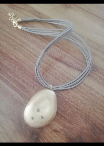 Bej Taşlı Gri Boncuklu Bohem Kolye