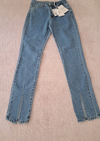 Diğer Mavi Kadın Denim Jean, Yırtmaçlı, Regular Fit