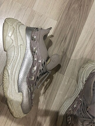Elle sneaker