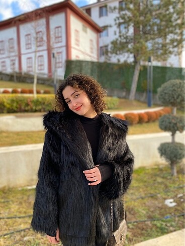Siyah kürk