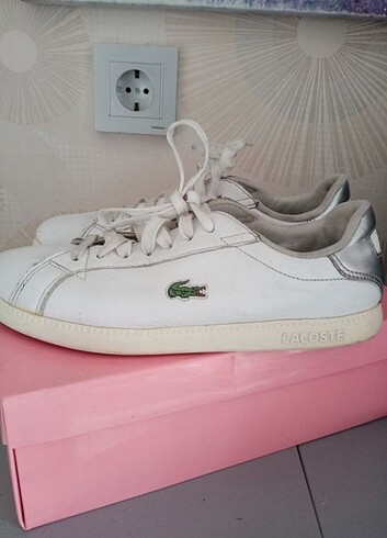 38 Beden beyaz Renk Lacoste