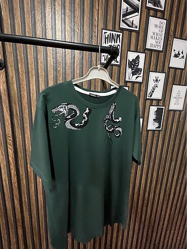 s Beden Unisex yılan desenli oversize tişört