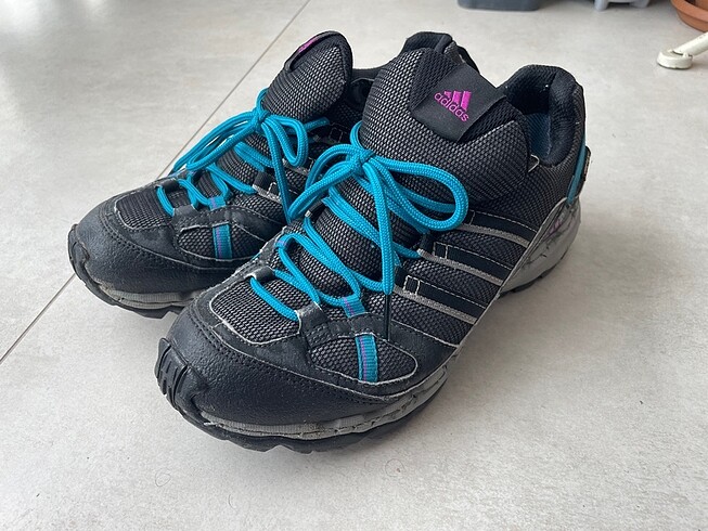 ADİDAS GORE-TEX KADIN BOT