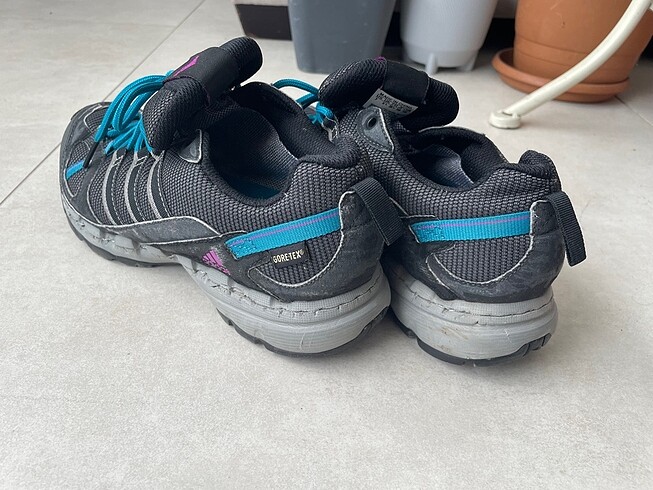 38,5 Beden ADİDAS GORE-TEX KADIN BOT