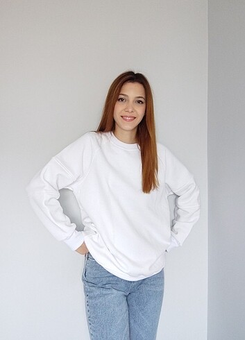 Beyaz sweatshirt