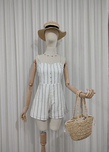 bershka sırt detaylı tulum