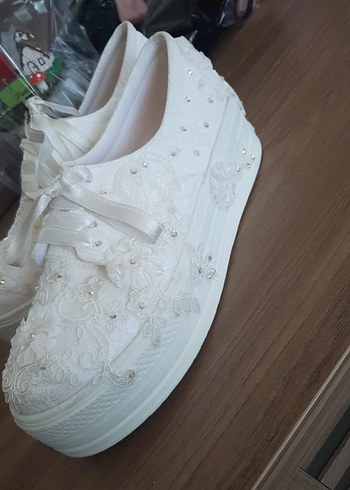 Düğün İçin Beyaz Kadın Dolgu Topuklu Spor Ayakkabı