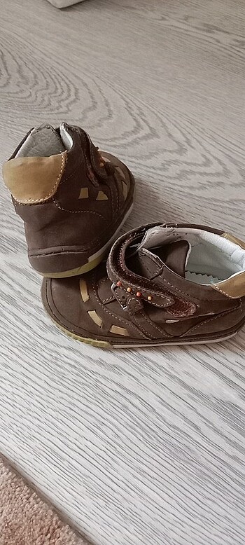 Cihan Nacar Bebek ayakkabı ilk adim