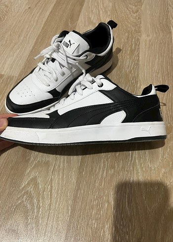 Beyaz Siyah Erkek Spor Ayakkabı Puma( ACİL SATILIK) - Görsel 2