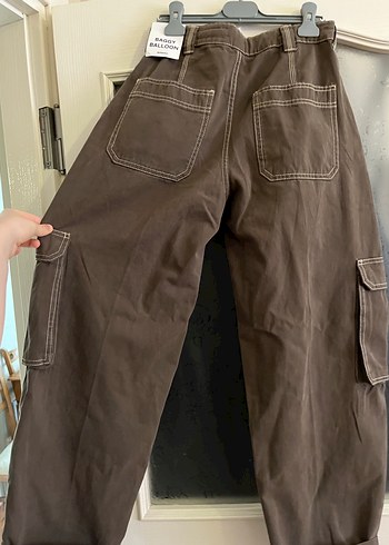 Kadın haki bershka Kemerli Rahat baggy pantolon - Görsel 7