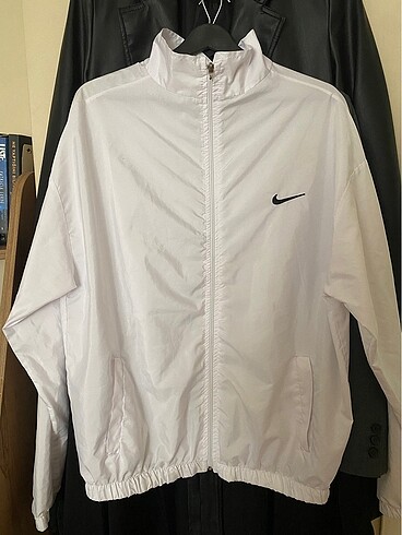 Nike paraşüt ceket