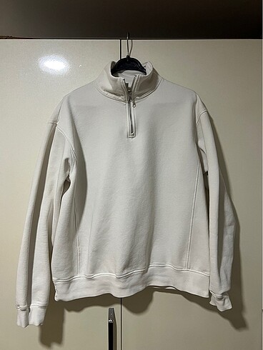 Zara sweat