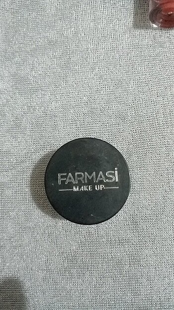 Farmasi Göz Farı 