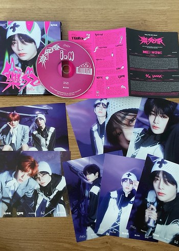 Stray Kids Jeongin rockstar albüm satış - Görsel 2