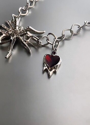 Spider Heart Kolye 
