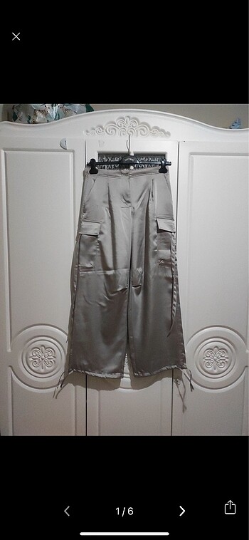 BERSHKA pantolon
