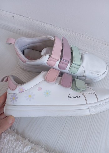Çiçek Desenli Kız Çocuk Beyaz Spor Ayakkabı - Görsel 5