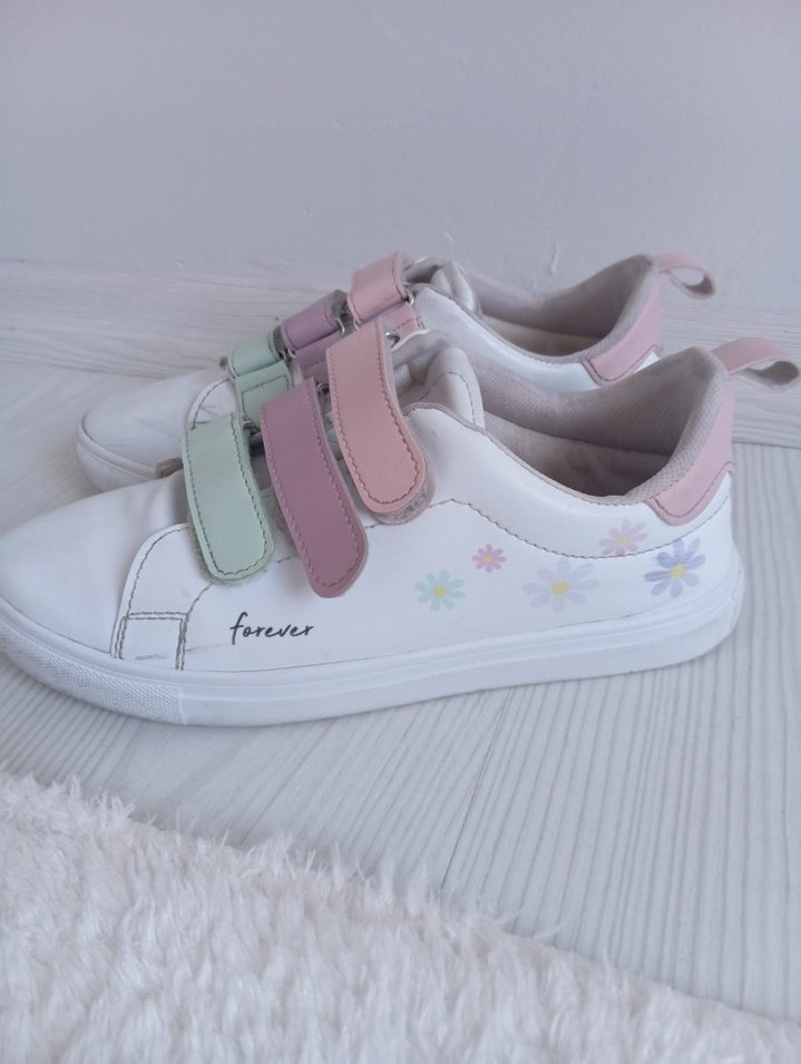 Çiçek Desenli Kız Çocuk Beyaz Spor Ayakkabı - Görsel 3