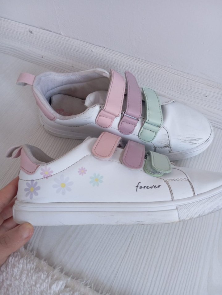 Çiçek Desenli Kız Çocuk Beyaz Spor Ayakkabı - Görsel 5