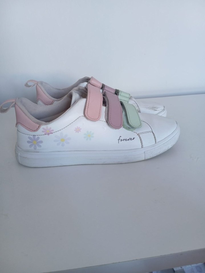 Çiçek Desenli Kız Çocuk Beyaz Spor Ayakkabı - Görsel 2