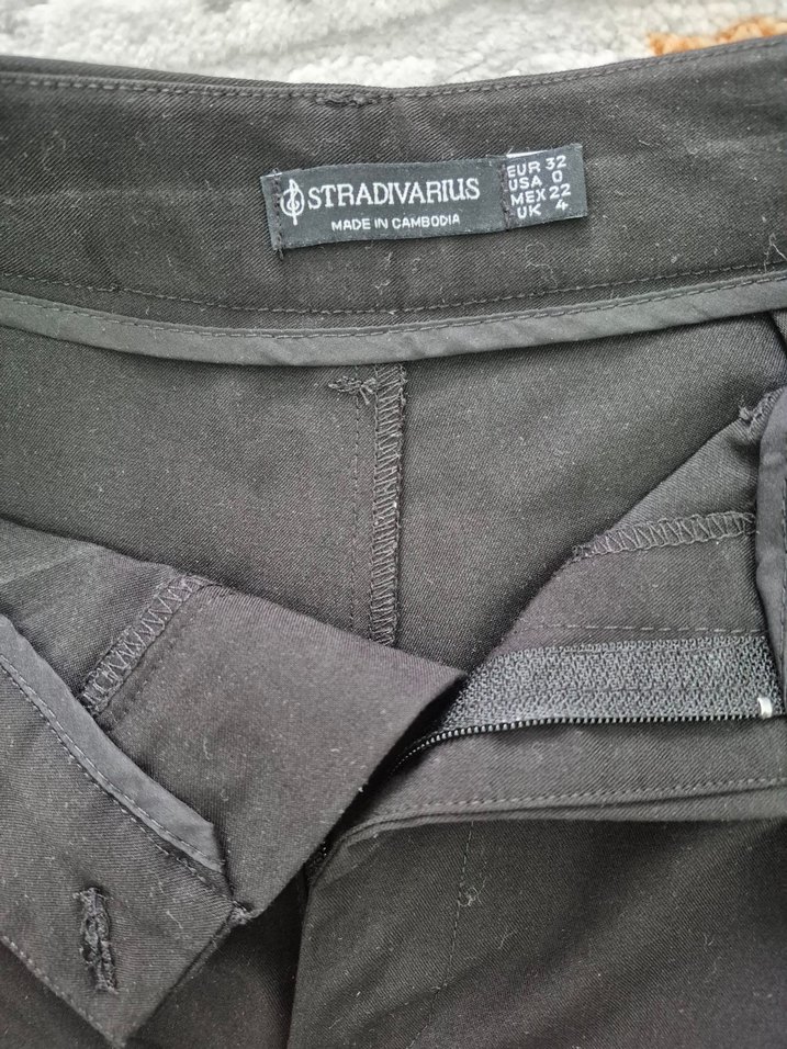 Kadın Siyah Midi Kumaş Pantolon - Görsel 2