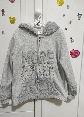 Kapüşonlu sweatshirt 