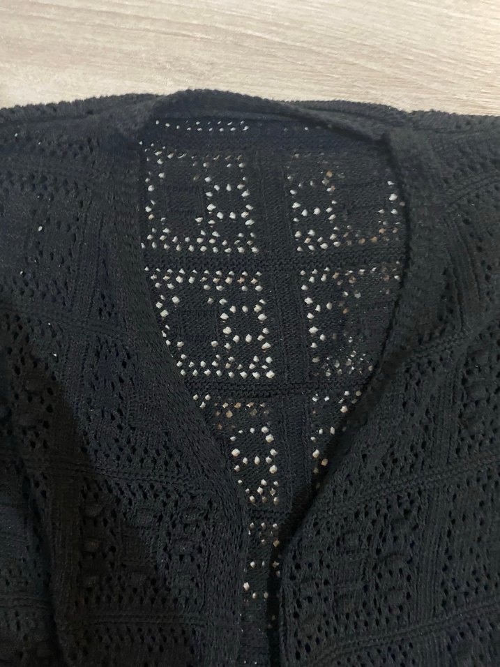 Siyah V Yaka Örgü Kadın Hırka - Görsel 3