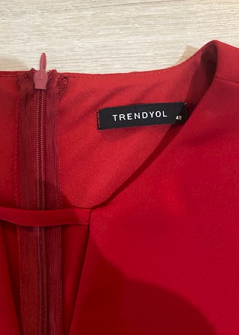 Kırmızı V Yaka Midi Kadın Elbise - Görsel 2