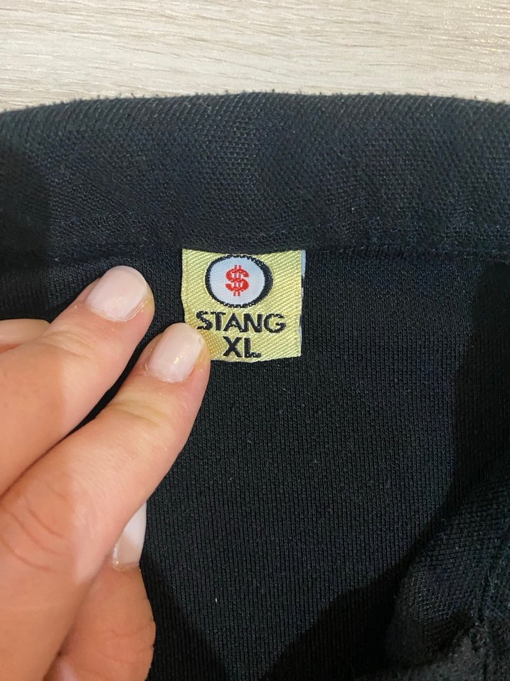 KadınSiyah Kısa Kollu Polo Yaka Tişört - Görsel 2