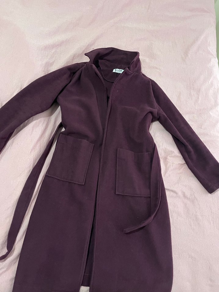 Mor Uzun Kollu Kemerli Kadın Kaban - Görsel 2