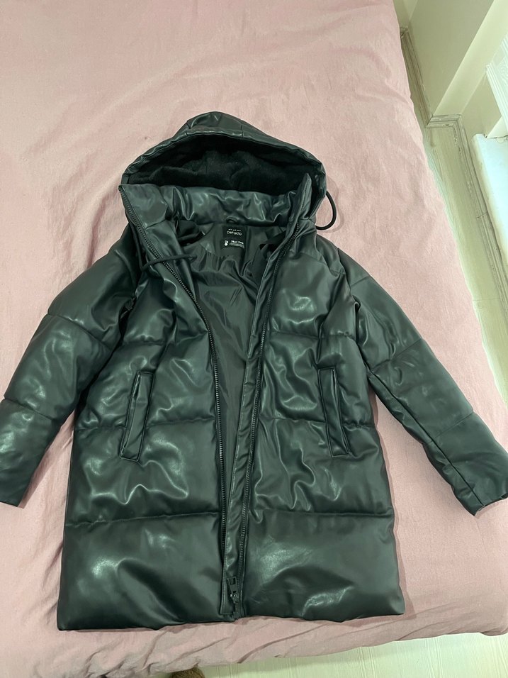 Defacto Siyah Deri Kadın Kışlık Kapüşonlu Mont - Görsel 4