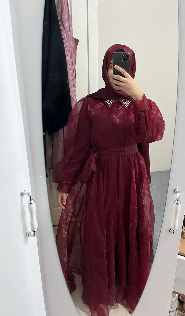 Bordo Uzun Kollu Dökümlü Tesettür Elbise - Görsel 2