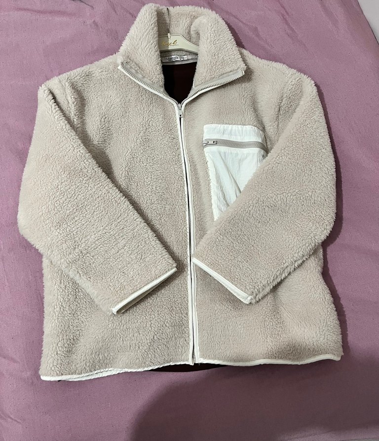 Bej Tüylü Rahat Kadın Ceket - Görsel 2