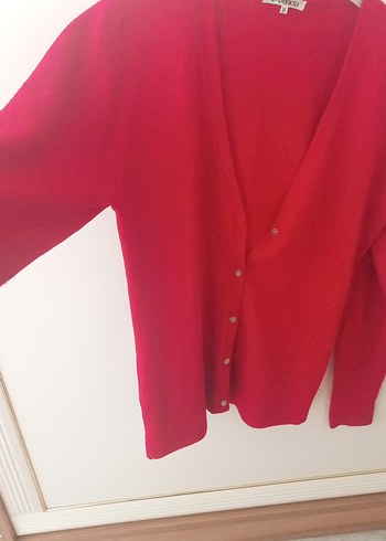 Düğmeli Kırmızı Yün Kadın Hırka - Görsel 3