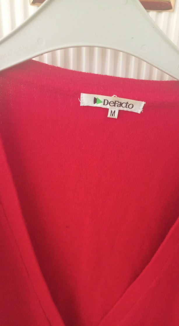 Düğmeli Kırmızı Yün Kadın Hırka - Görsel 2