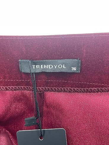m Beden bordo Renk Trendyol & Milla Mini Etek %70 İndirimli.