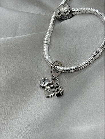  Beden Seyahat charm