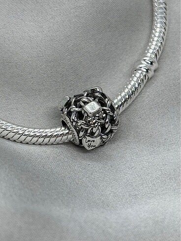 Kilit charm