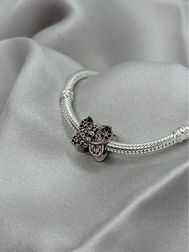 Pandora Kelebek Charm