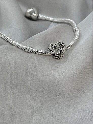 Beden Kalp ev Charm