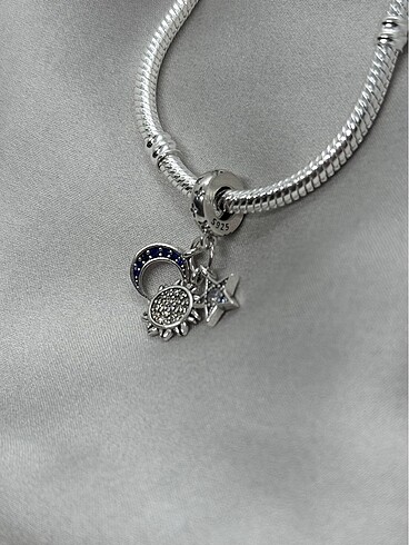 Pandora Ay yıldız güneş Charm
